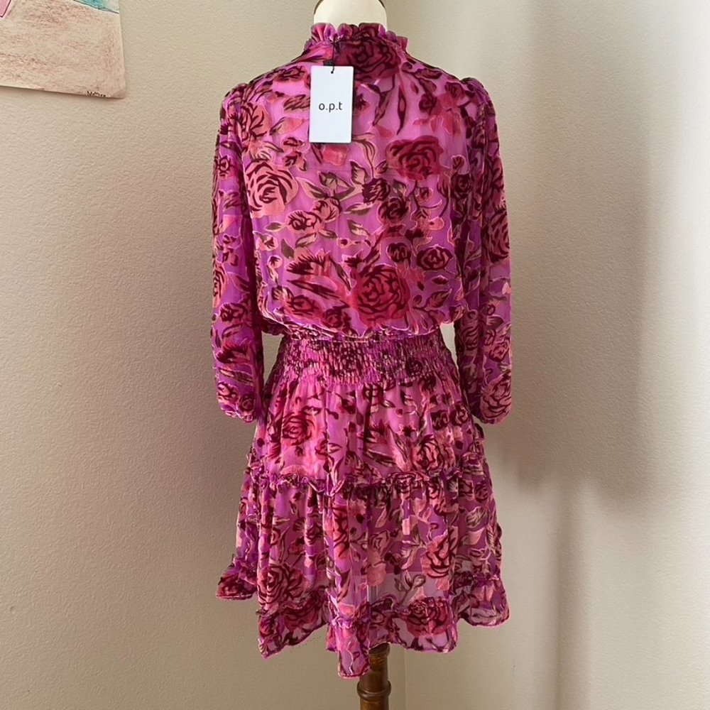 Dress - Picture 3 of 6